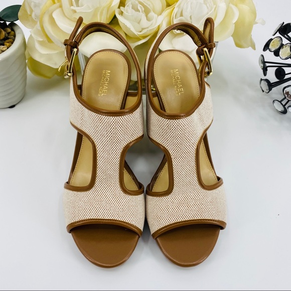NWT Michael Kors Wedge Sandal Heels - Picture 4 of 8